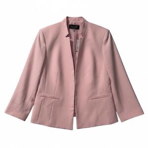 Elegant Soft Pink Women's Blazer